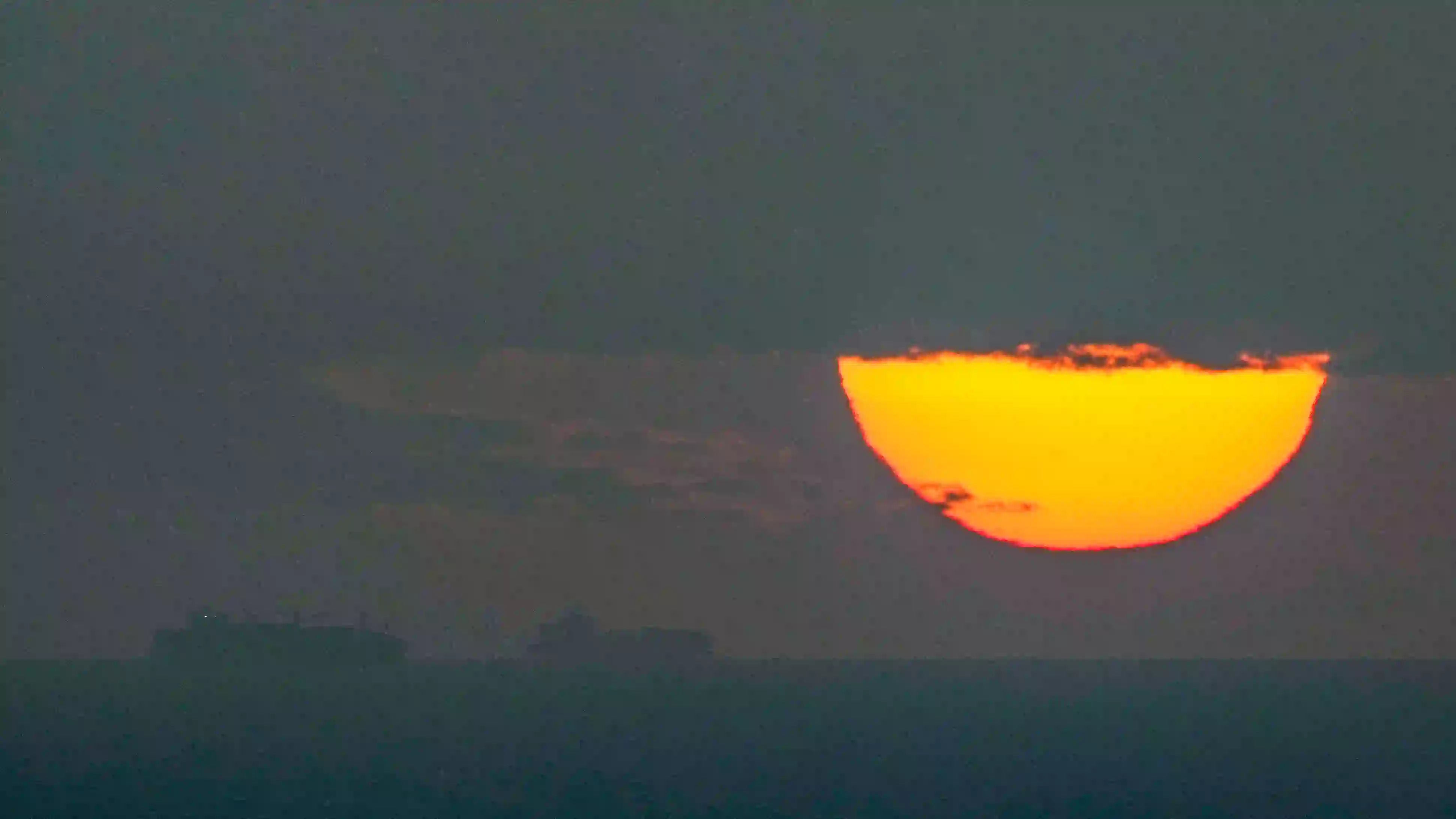 Perang Timur Tengah Menguji Resiliensi Ekonomi Indonesia 
