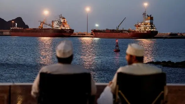 Jurus Negara-Negara Asia Hadapi Lonjakan Harga Minyak Dunia