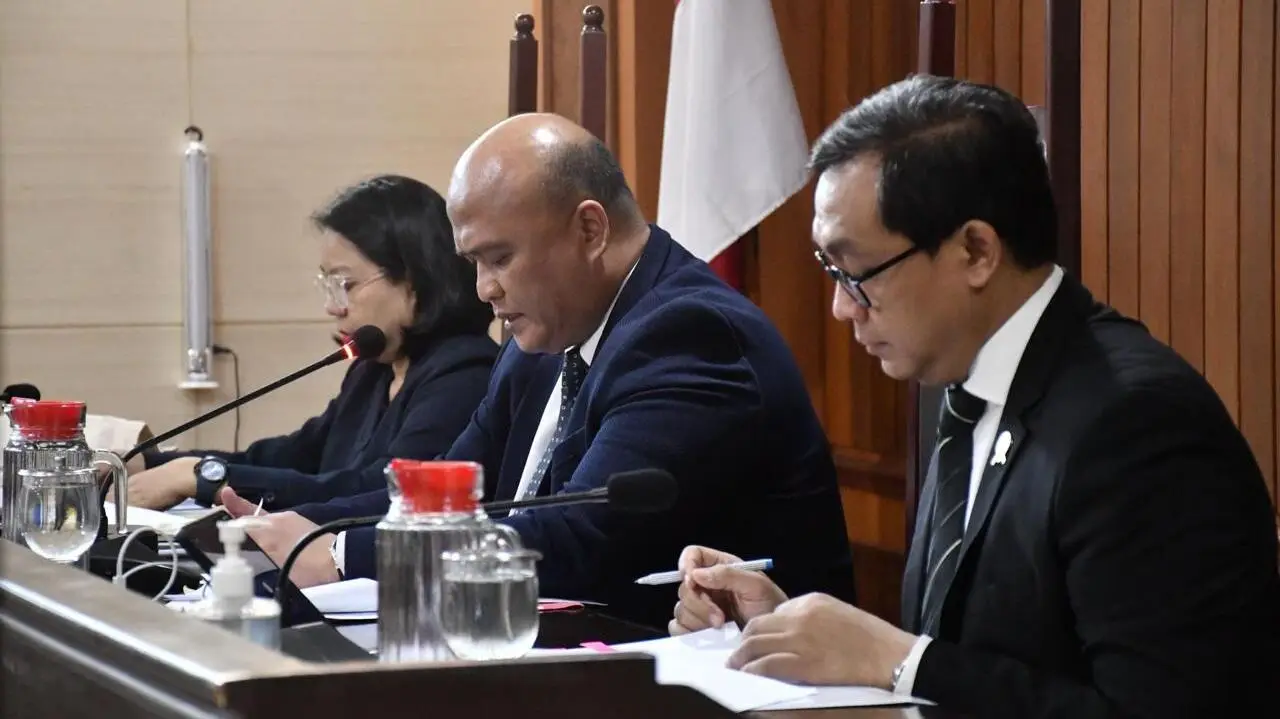 Efisiensi, Persaingan Usaha, dan Peran KPPU