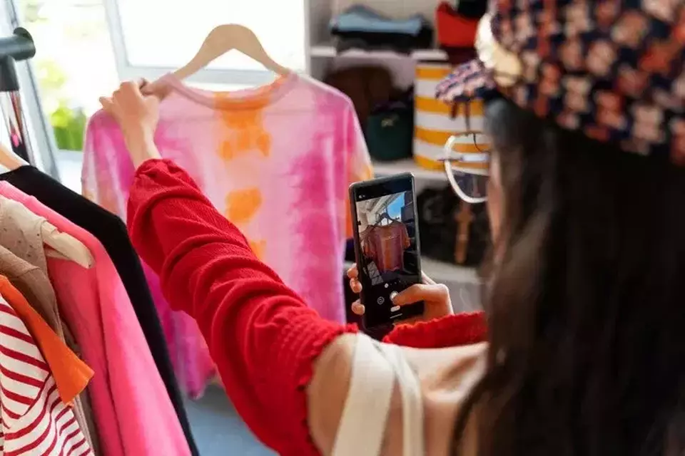 TikTok Live Dihentikan Sementara, UMKM Menjerit