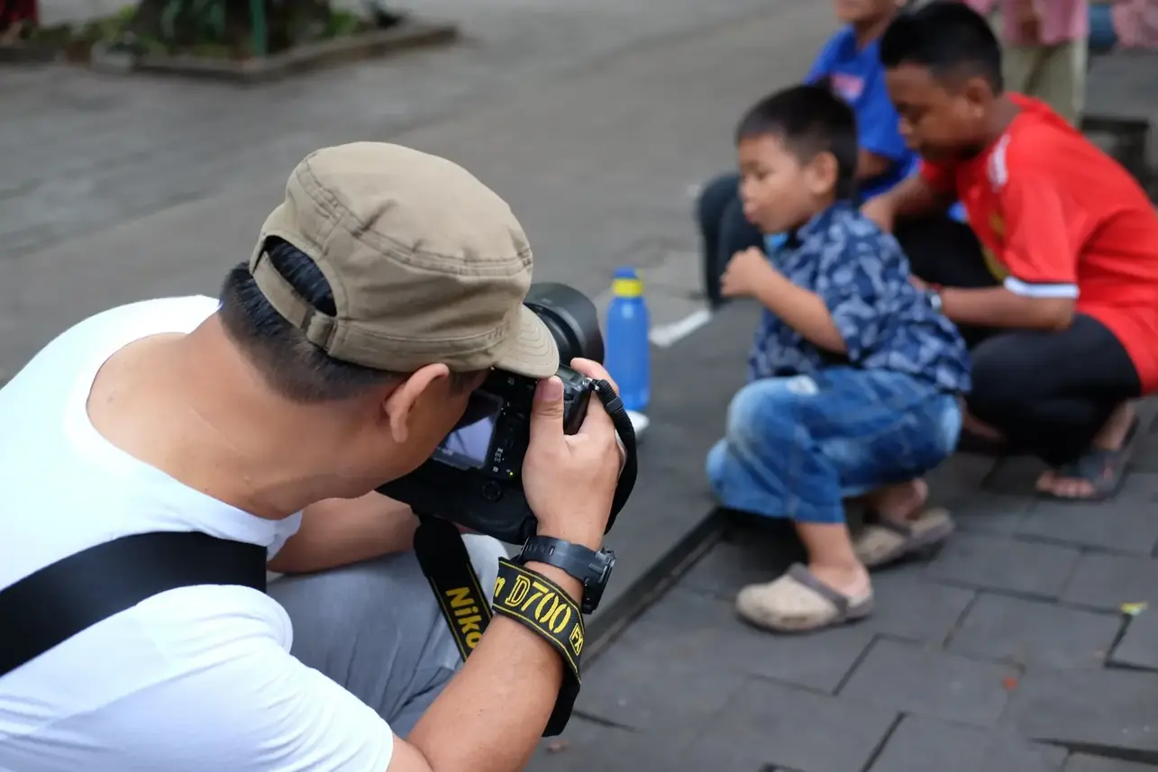 Kasus Fotografi di Tebet Eco Park, Seperti Apa Aturan Memotret di Ruang Publik?