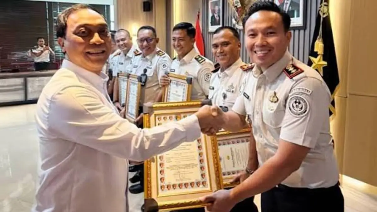 Klaster Mewah LP Cibinong Dibongkar: Adegan Heboh yang Menimbun Akar Persoalan