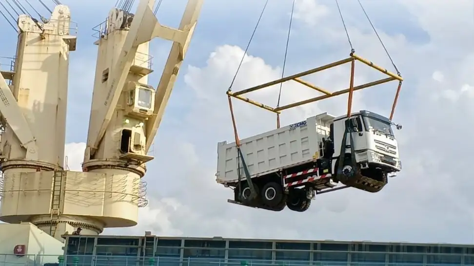Konsolidasi Raksasa Logistik BUMN: Solusi Biaya Mahal atau Monopoli Gaya Baru?