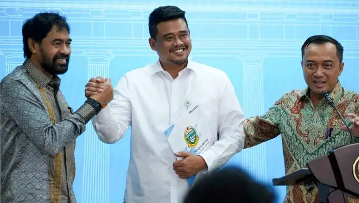 Salah Memahami Aturan, Bobby Nasution Nekad Wajibkan Truk Aceh Pakai Pelat Sumut