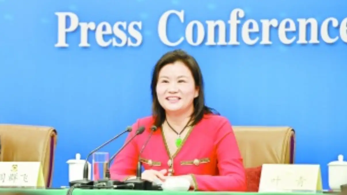Kisah Zhou Qunfei, Anak Desa yang Nyaris Tak Punya Masa Depan
