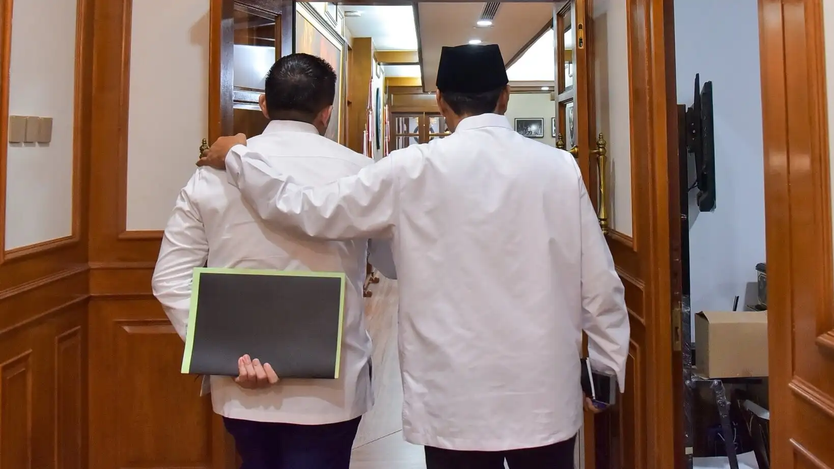 Seberapa Pentingkah Teddy Wijaya bagi Bangsa Ini?