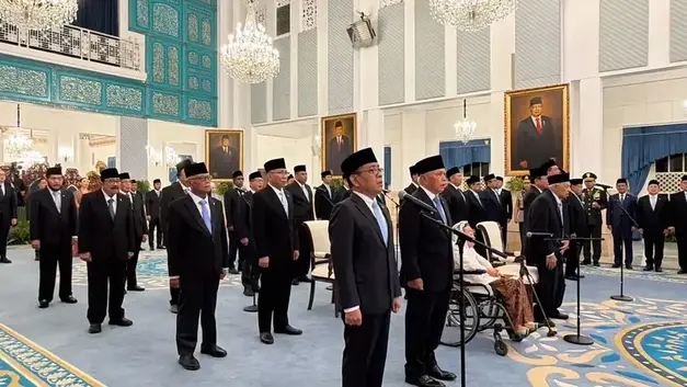 Presiden Prabowo Subianto resmi melantik 26 anggota Dewan Pertimbangan Presiden (Wantimpres) di Istana Negara, Jakarta, Jumat (2/10/2026). wantimpres