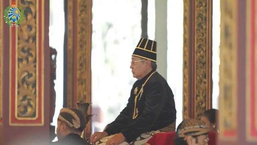 PB XIII tetap setia pada misi pelestarian budaya. Upacara adat, seni tari klasik, dan pembinaan abdi dalem terus berjalan, menjadi bukti komitmennya menjaga napas tradisi Mataram. (Foto: IG Pakubuwono13)
Pakubuwono III