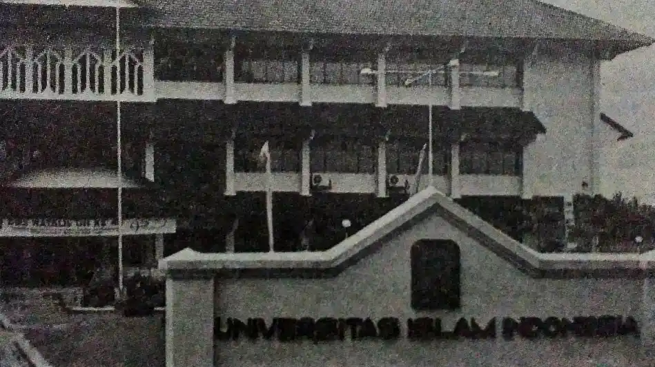 Sumber: https://dpm.uii.ac.id/ UII