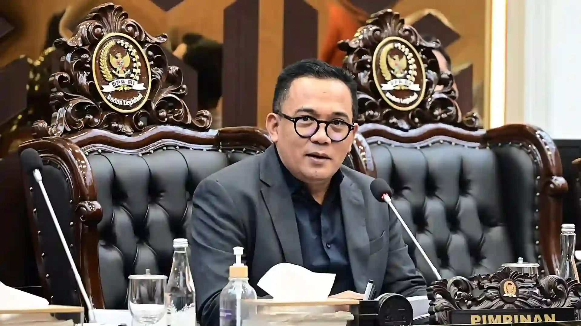 Wakil Ketua Baleg DPR RI Iman Sukri saat Rapat Panja Pengharmonisasian, Pembulatan, dan Pemantapan Konsepsi RUU tentang Perubahan atas UU No. 34 Tahun 2014 tentang Pengelolaan Keuangan Haji. (Sumber: https://emedia.dpr.go.id/) Iman Sukri