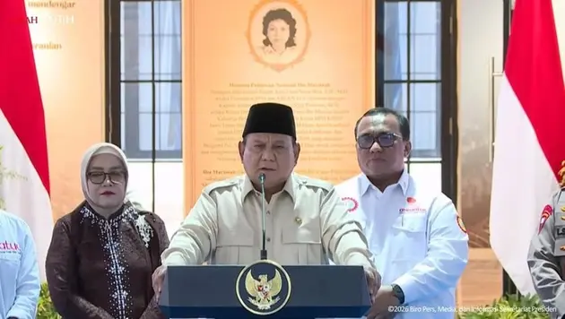 Prabowo saat memberikan pidato di peresmian Museum Ibu Marsinah dan Rumah Singgah di Nganjuk, Jawa Timur, Sabtu (16/5) (Foto: Biro Setpres RI) Prabowo - Museum Marsinah