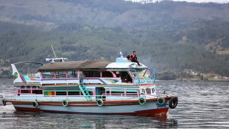 KM Sinar Bangun