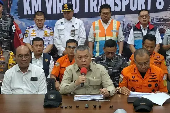 Menteri Perhubungan Dudy Purwagandhi dalam konferemsi pers pencarian KM Virgo Transport 08. (Foto: Basarnas) Menhub - KM Virgo