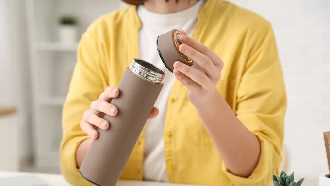 Tumbler, Paradoks Gaya Hidup Ramah Lingkungan dan Kapitalisme Hijau