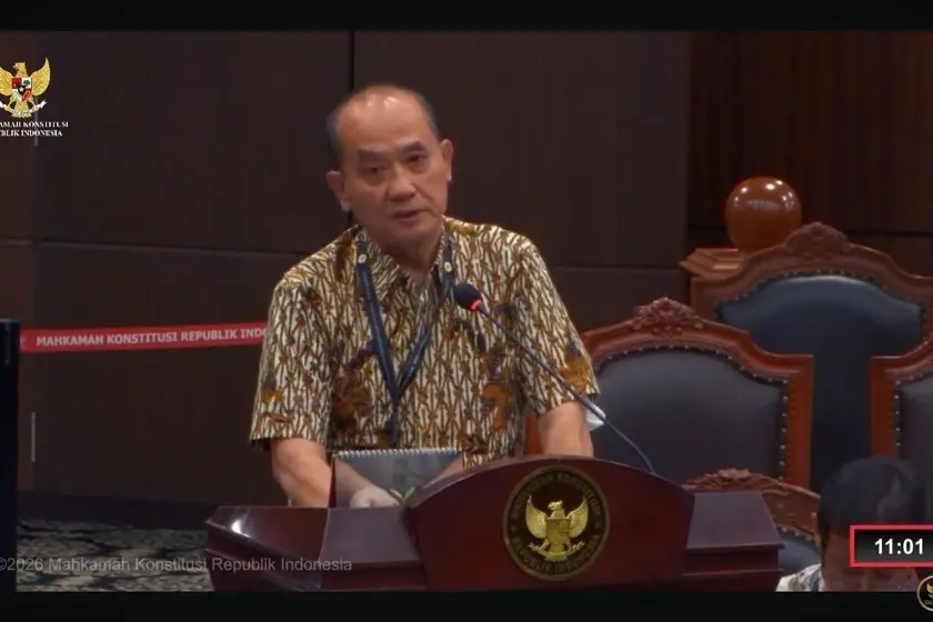 Sekretaris Jenderal (Sekjen) Indonesia National Air Carriers Association (INACA) Bayu Sutanto saat memberikan keterangan dalam sidang uji materi Undang-Undang Nomor 1 Tahun 2009 tentang Penerbangan di Mahkamah Konstitusi (MK), Jakarta, Senin (20/7/2026).(Foto: Tangkapan Layar YouTube MK) Bayu Sutanto